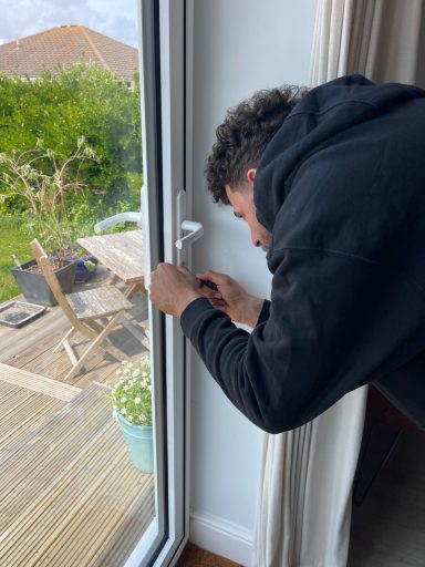 Locksmith Shadowing Course with Live Job Experience